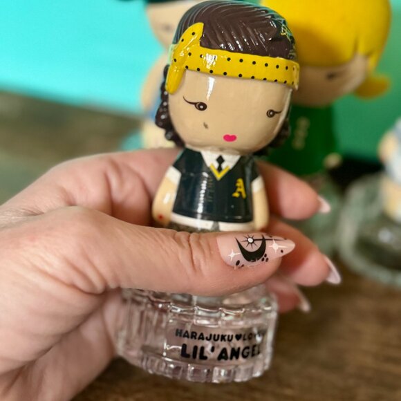 Harajuku Lovers Collectible 3 Perfume Bottles Empty in great condition - Picture 9 of 16